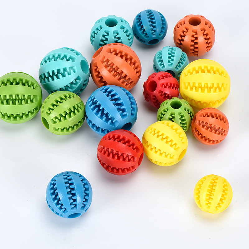 Interactive Dog Treat Rubber Dispenser Balls 6cm